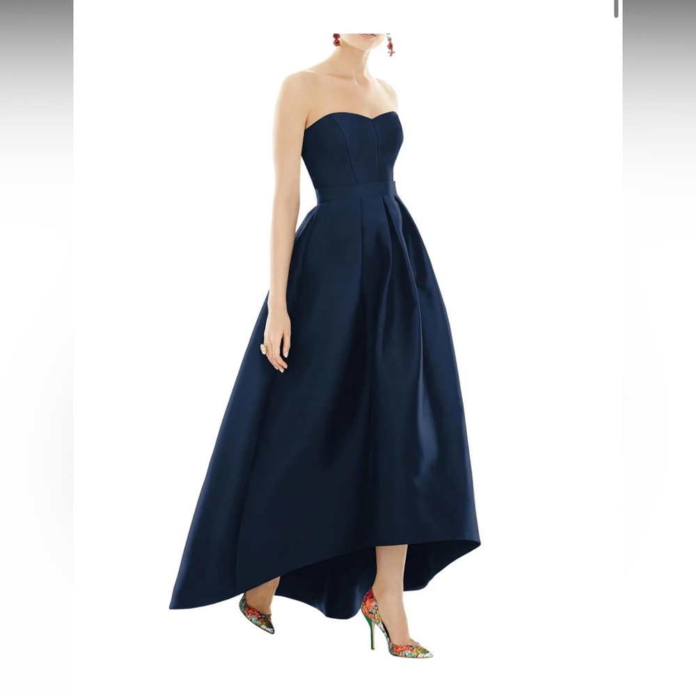 Alfred Sung - Strapless Dress - Size 4